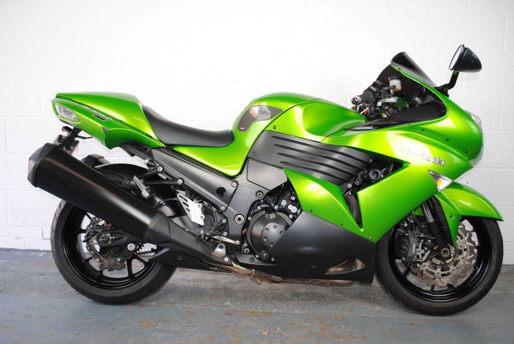 Kawasaki ZZR1400 bikes for sale | AutoTrader Bikes